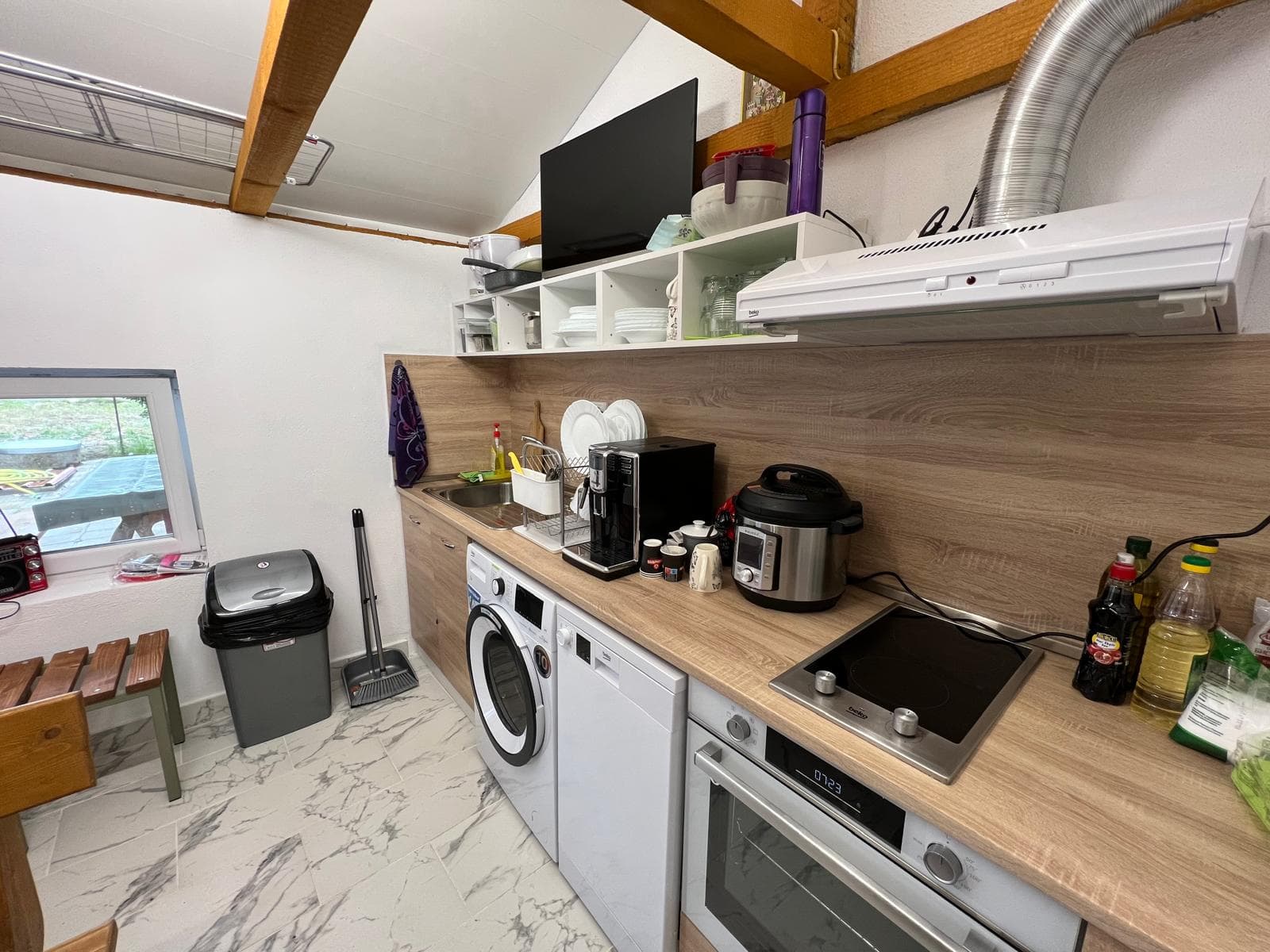 Споделена кухня в Apart Hotel Lyubimets